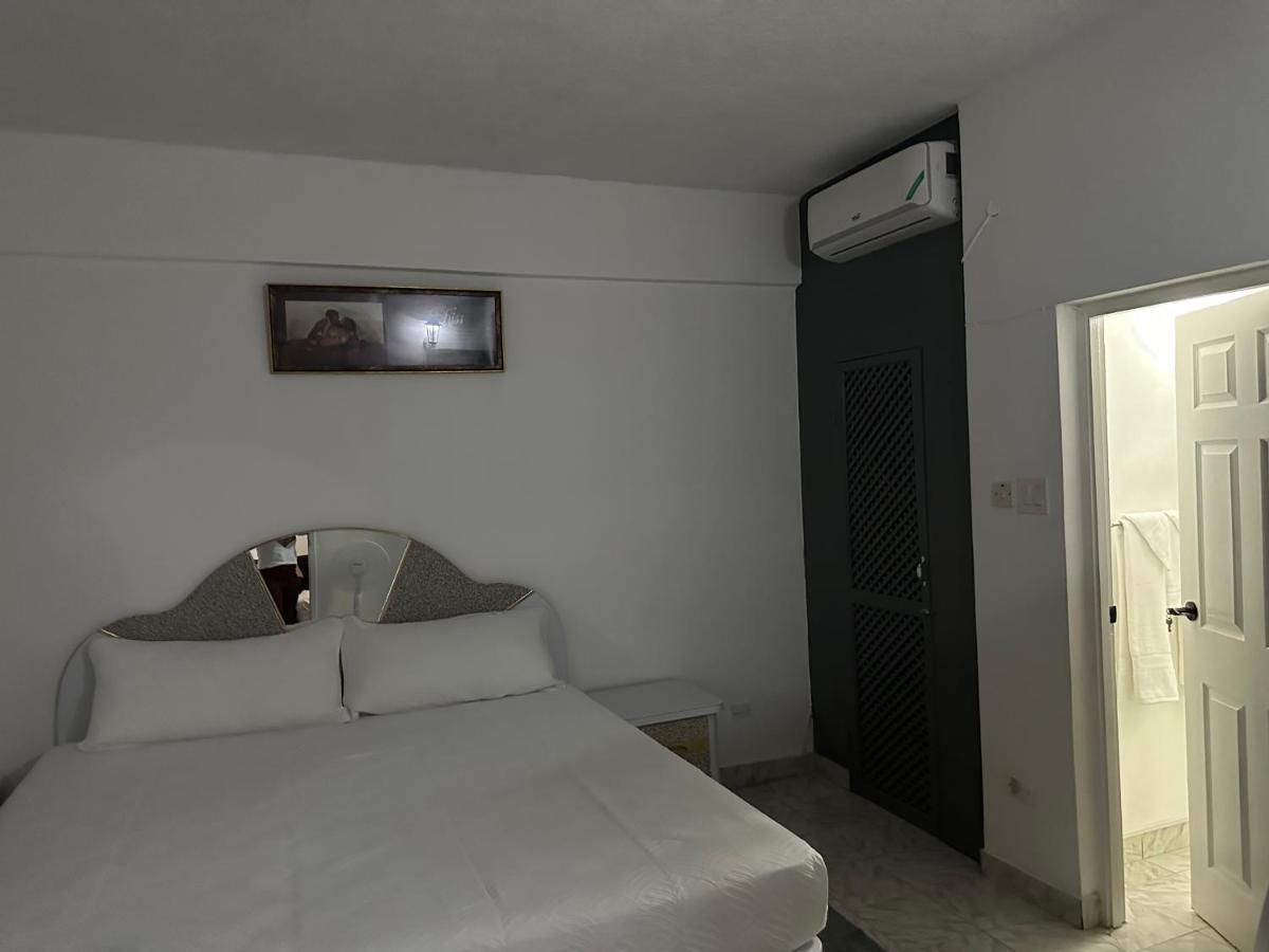 Remarkable 1-Bed Apartment In مونتيغو باي المظهر الخارجي الصورة